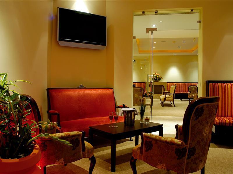 Hotel Hollow On The Square Cape Town
