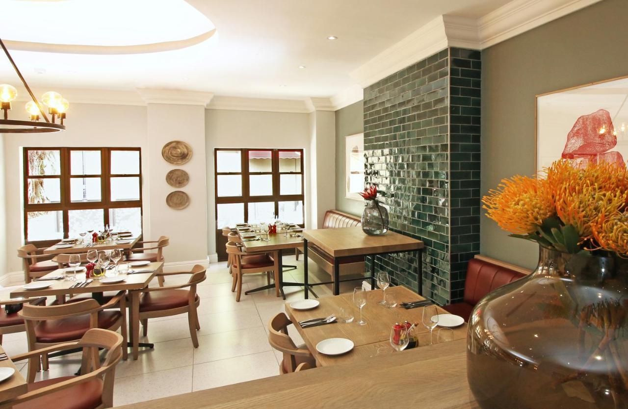 Hotel Hollow On The Square Cape Town